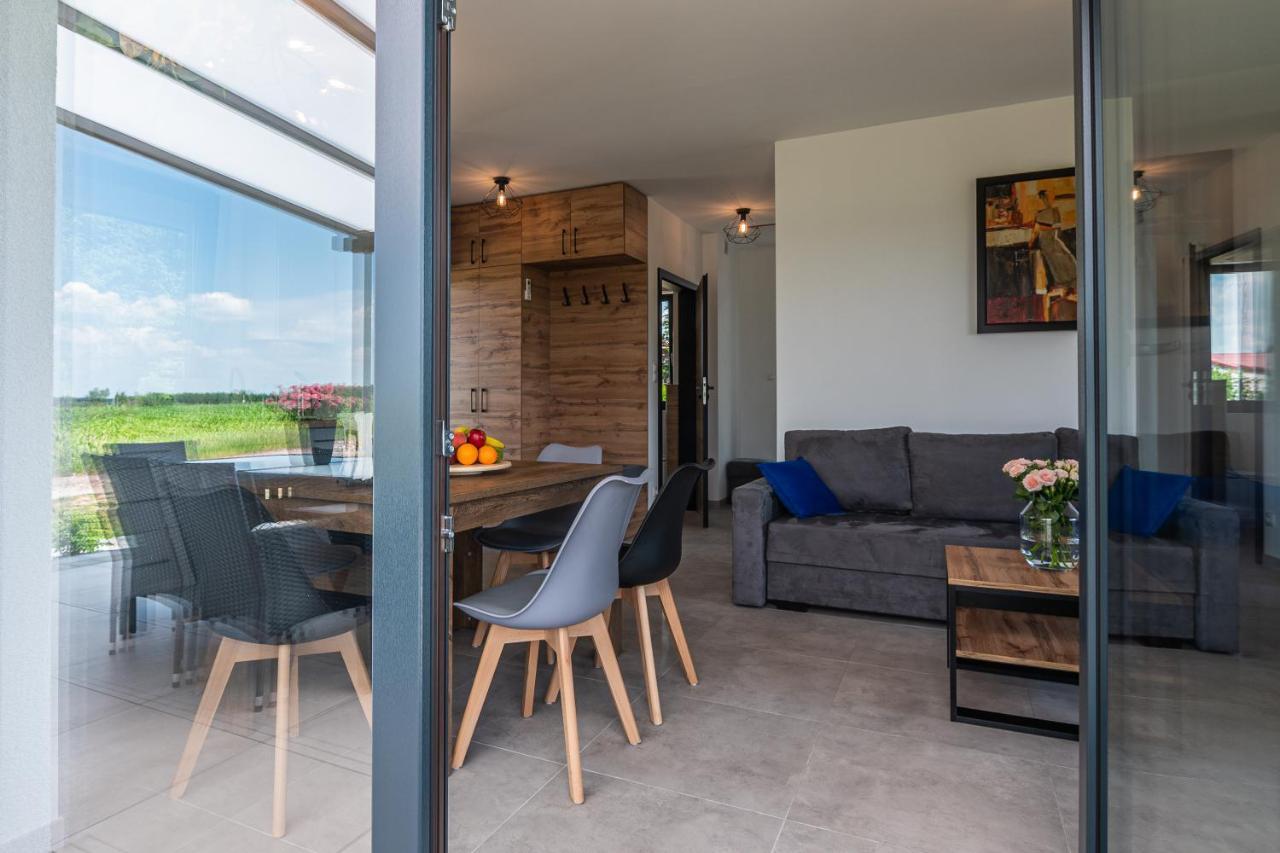 Domki Caloroczne Premium Zator Energylandia Exterior foto